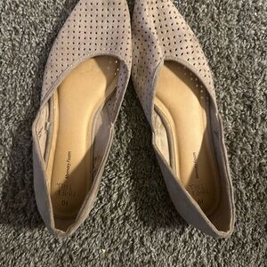 Time and Tru Cream Perforated Flats